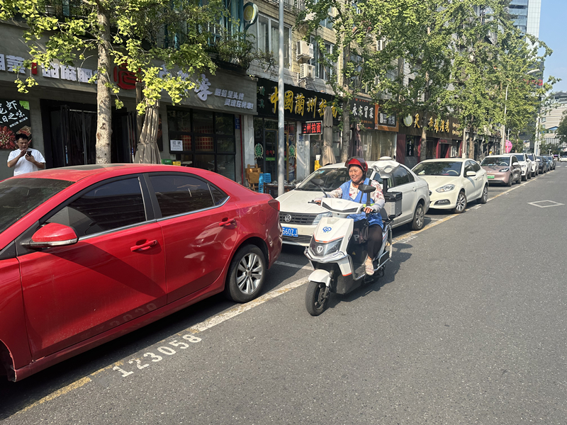 3守护路面秩序 3守护路面秩序